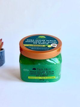 Оригінальна упаковка Скраб для тіла кокос і лайм Shea Sugar Scrub Coconut Lime, Tree Hut, США, 510 грам з аптек США | Vitasence